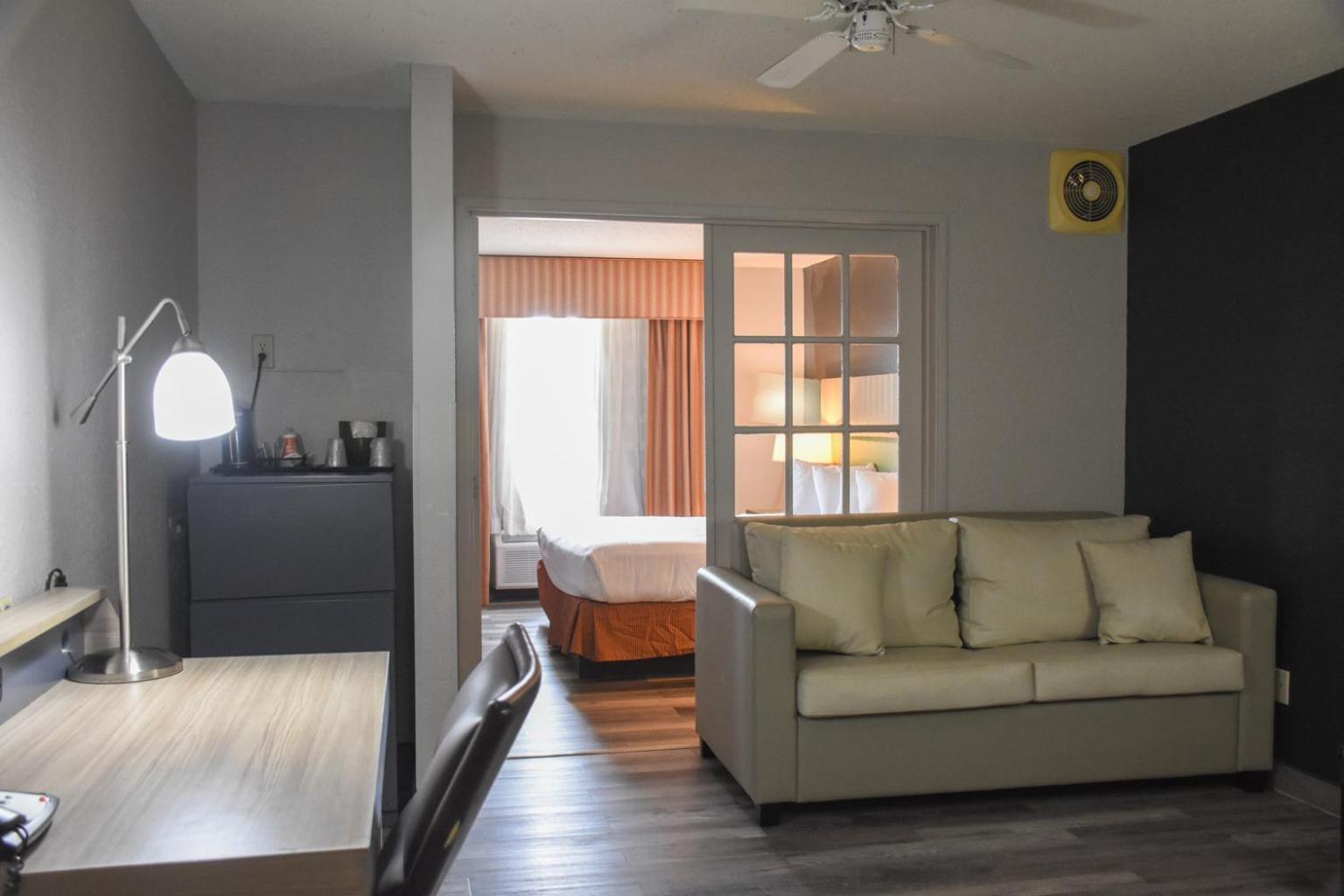Country Inn & Suites By Radisson Bloomington-Normal West, Il Extérieur photo